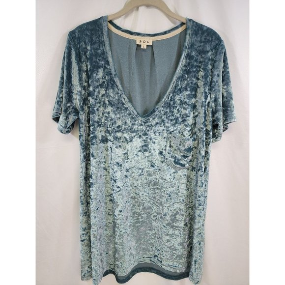 SOLD    POL LRG Ice blue Velvet Feel V Neck Top, Large short sleeve NWOT tunic - Picture 2 of 8